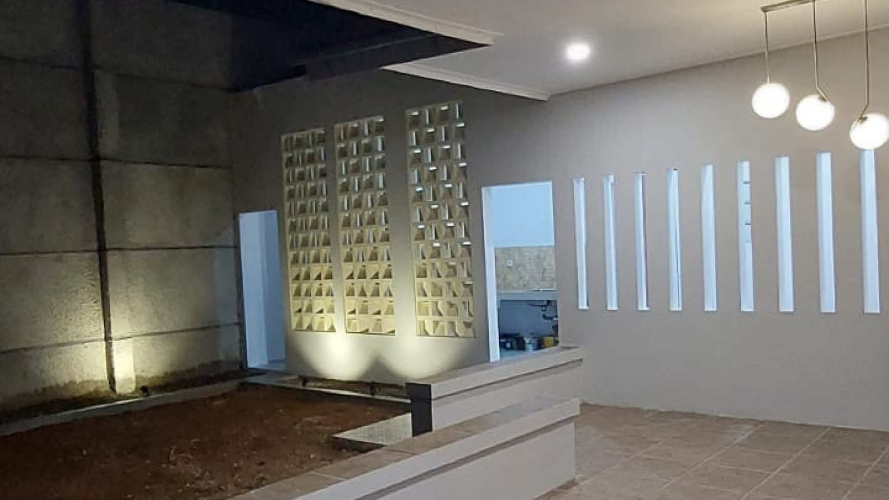 Rumah fully renovasi Griya loka 