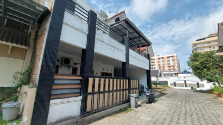 Rumah Lokasi Strategis Dekat Kampus YKPN dan UPN, Seturan, Sleman