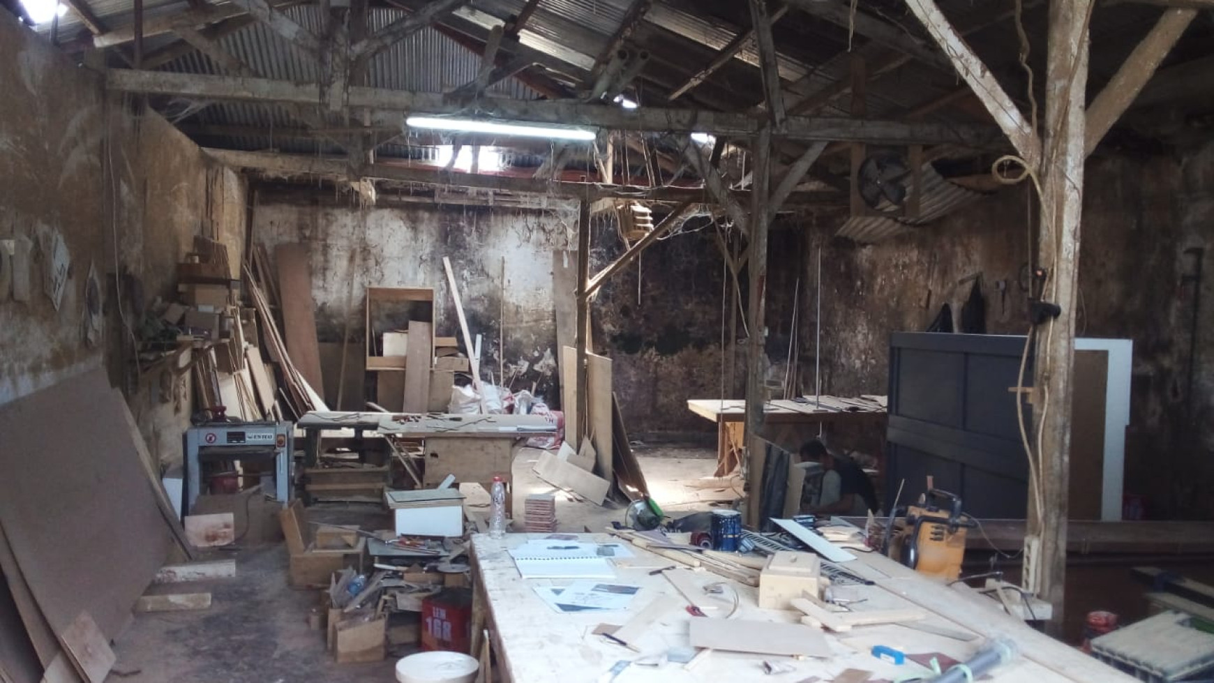 Gudang Workshop di Cidamar Gunung batu (lokasi dekat tol Pasteur)