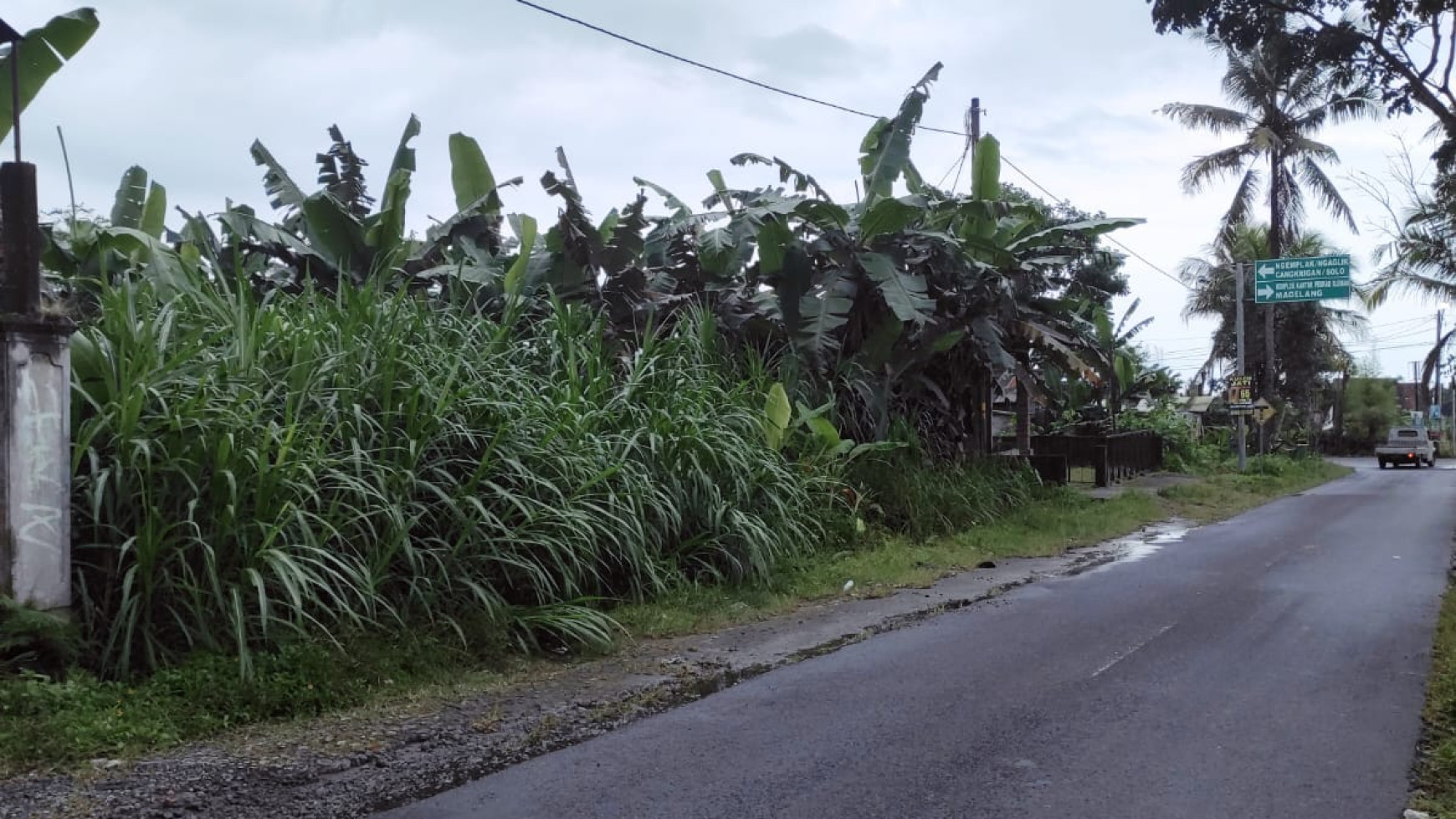 Tanah Luas 3863 Di Pinggir Jl Raya Pakem Cocok Untuk Perumahan 