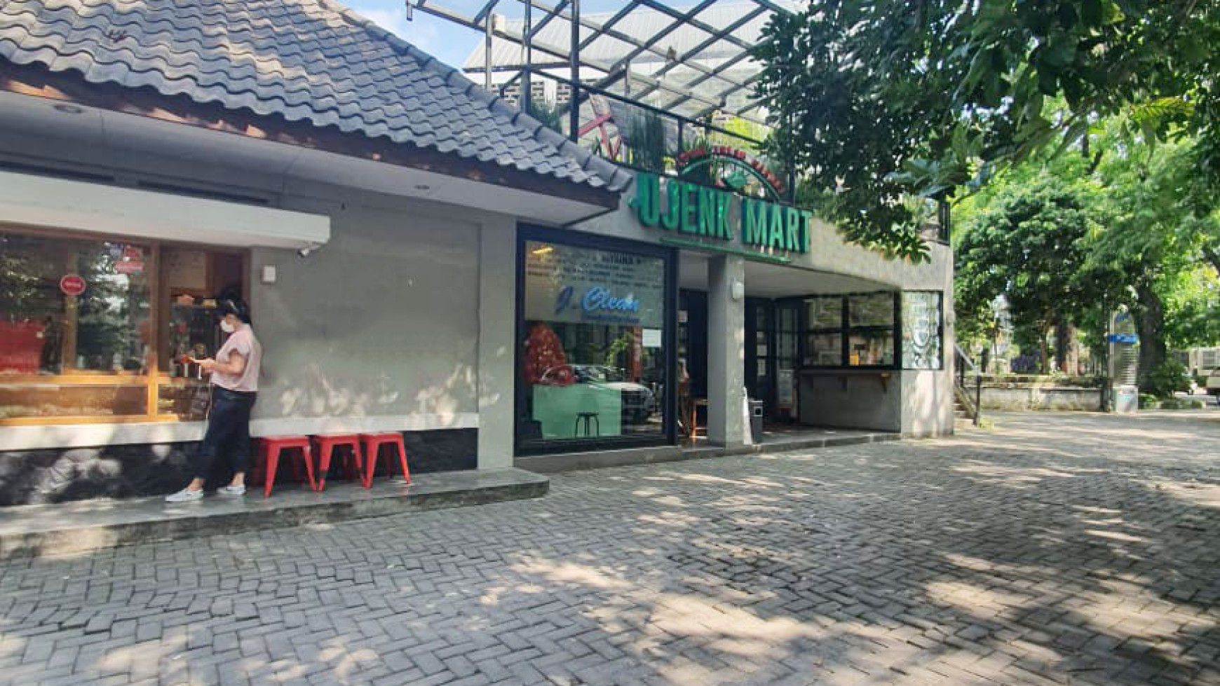 Ruang Usaha Strategis di Mainroad jl Dr. Otten, Bandung