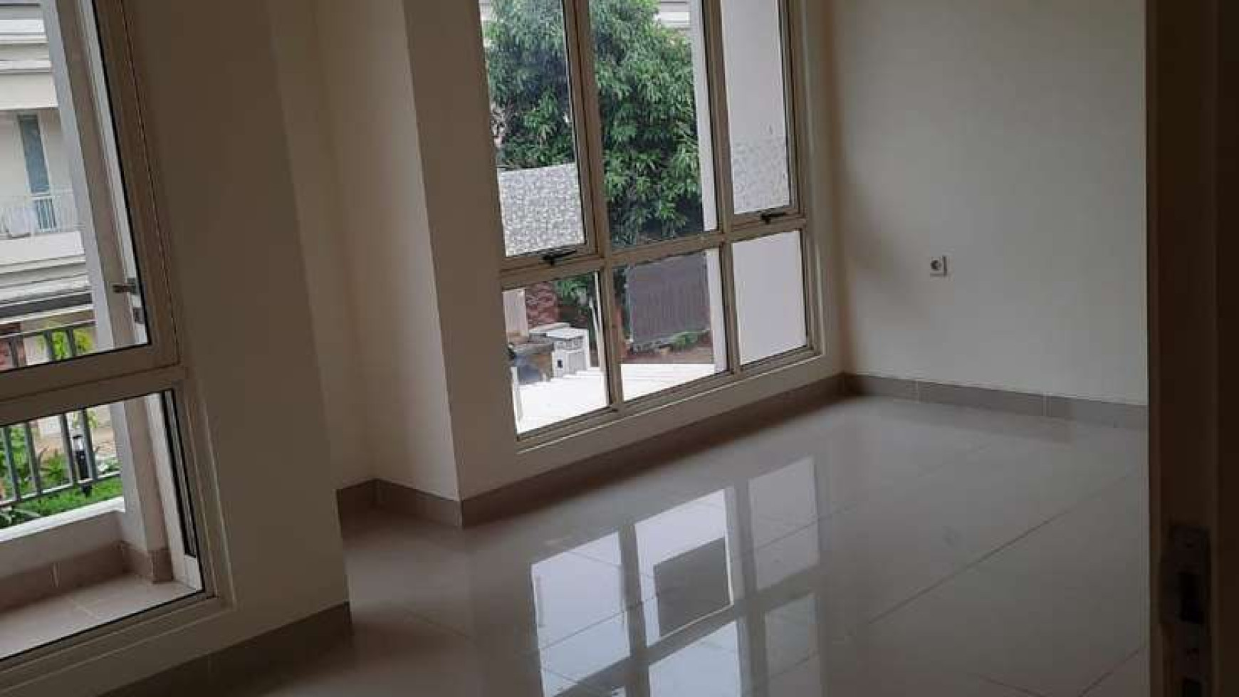 Hot Properti. Rumah Harga Menarik Cluster Faraday, Gading Serpong