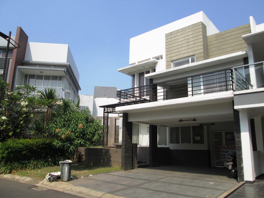 Rumah Mewah, Elegan dan Asri Dikawasan Kebayoran Height, Bintaro Jaya