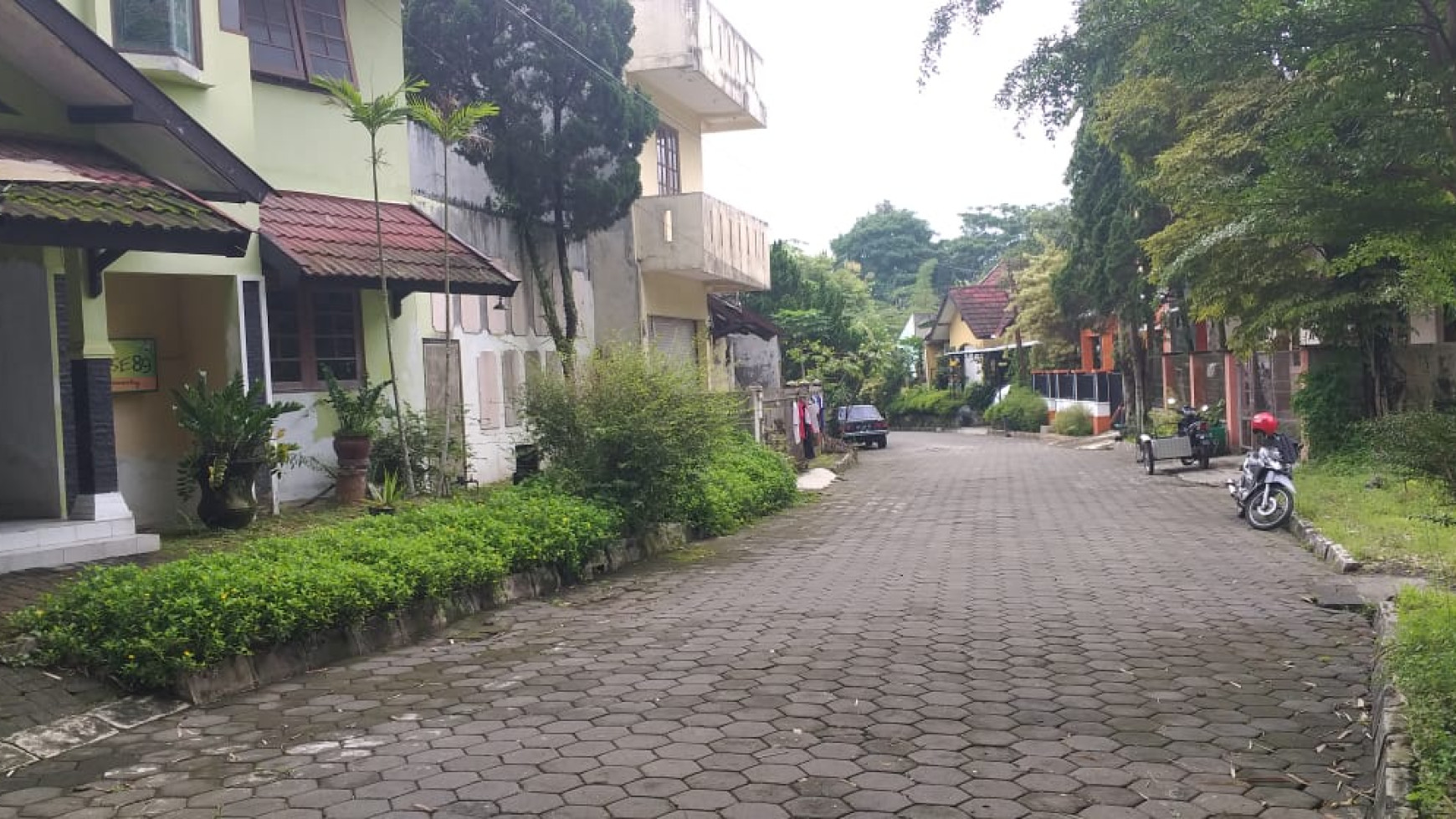 Rumah 12 Kamar Cocok Untuk Kantor Di Jl Besi Jangkang Ngaglik Sleman