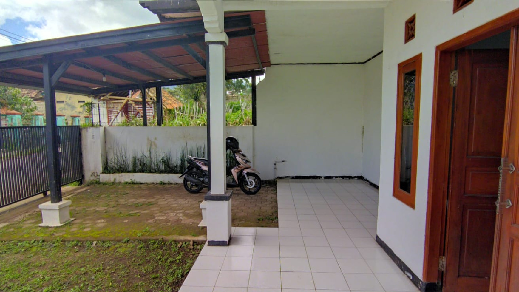 Rumah Nyaman Asri di jl Gandrung, Cisarua Bandung