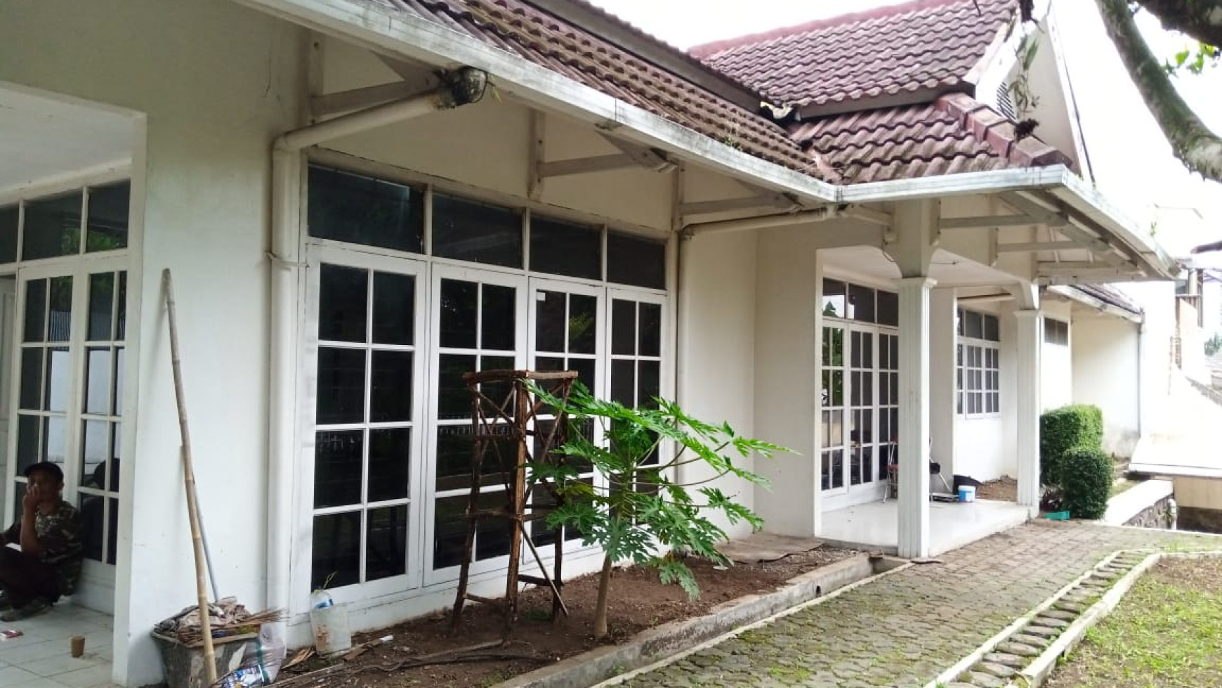 Rumah Asri dan Nyaman di Gegerkalong, Bandung