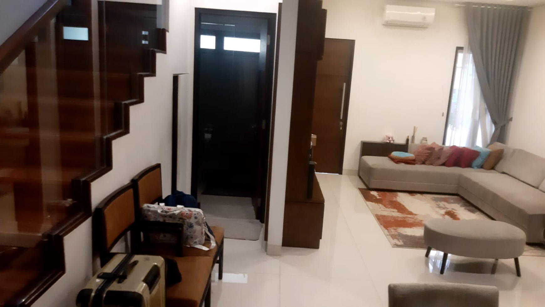 Rumah Cantik Full Furnished & Siap Huni @Taman Pesona Town House