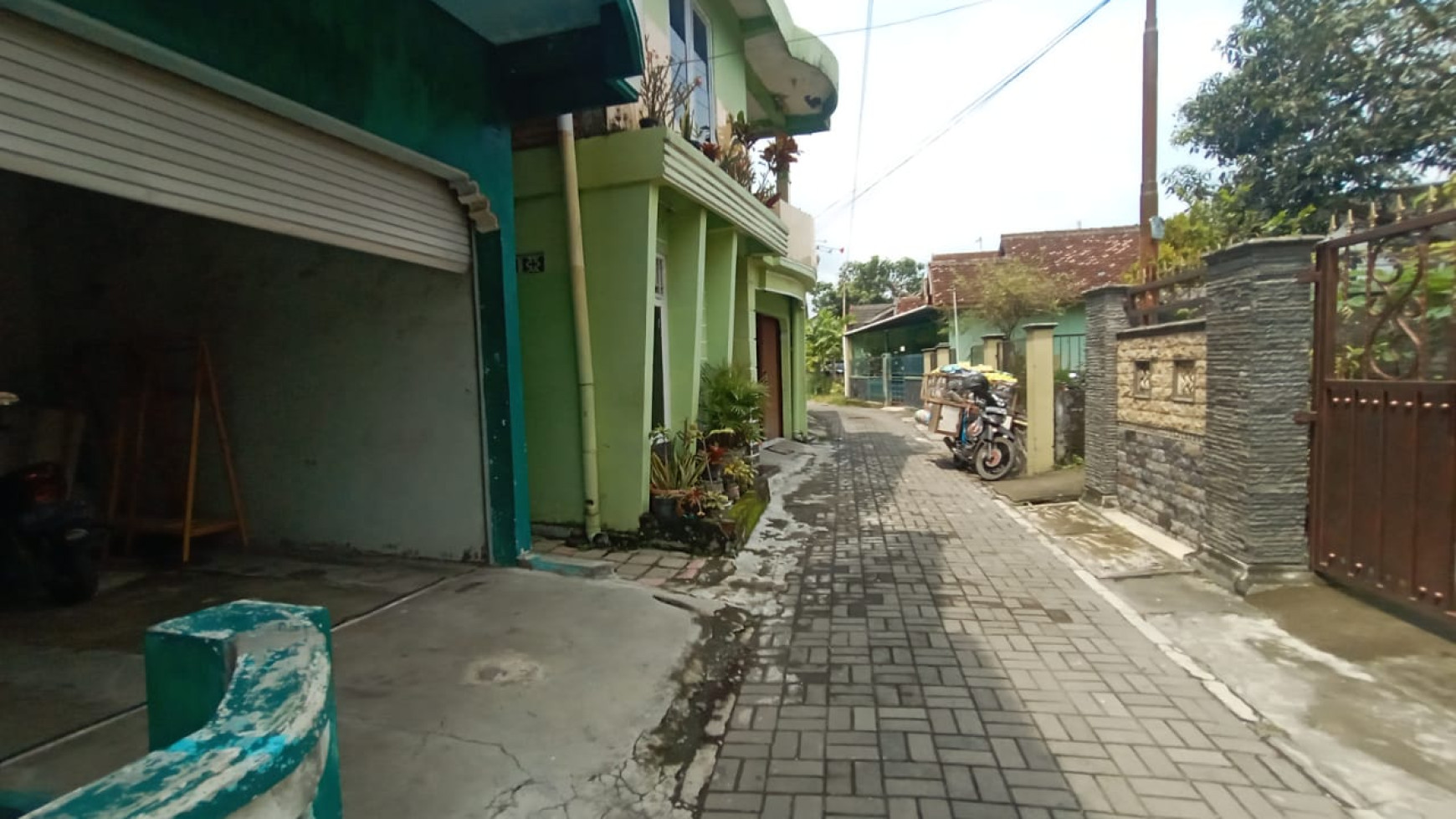 RUMAH 4 KAMAR DI GAMPING SLEMAN