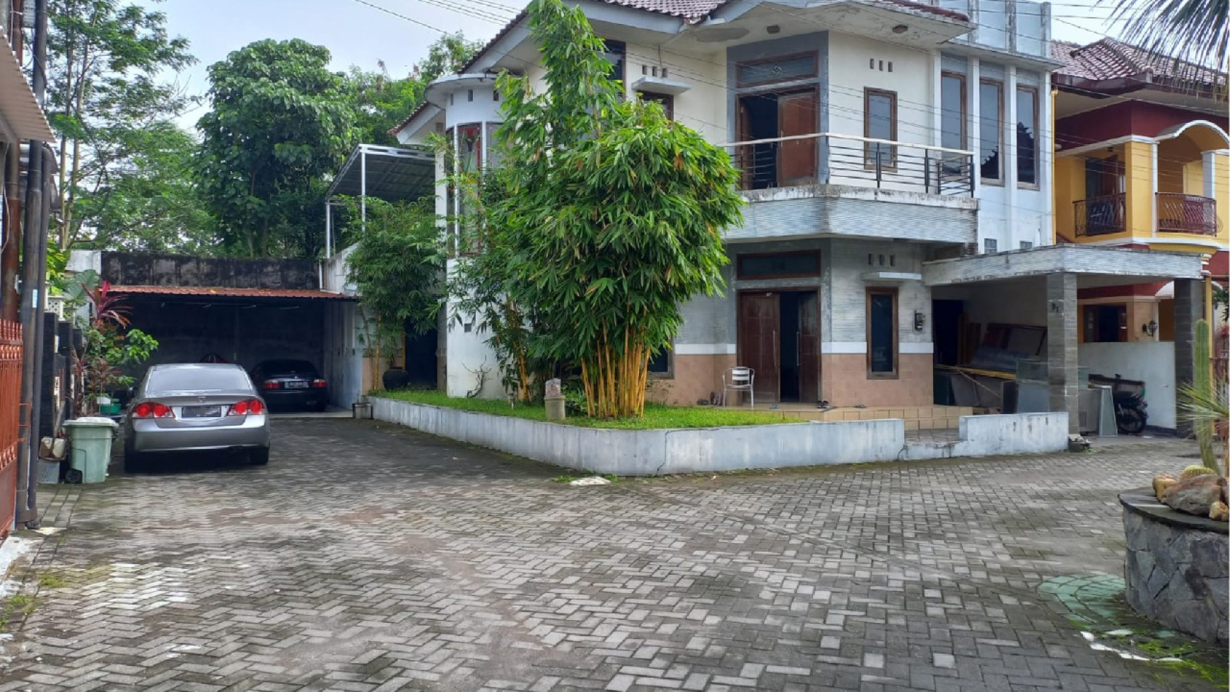 Rumah 6 Kamar Di Perumahan Di Anggajaya, Condongcatur Dekta Hartono Mall