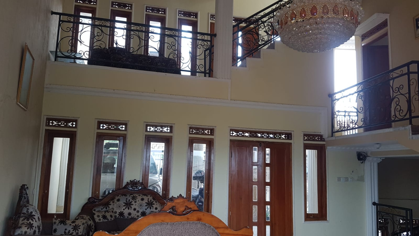 Rumah Lux di jalan Cihaliwung Atas, Padalarang