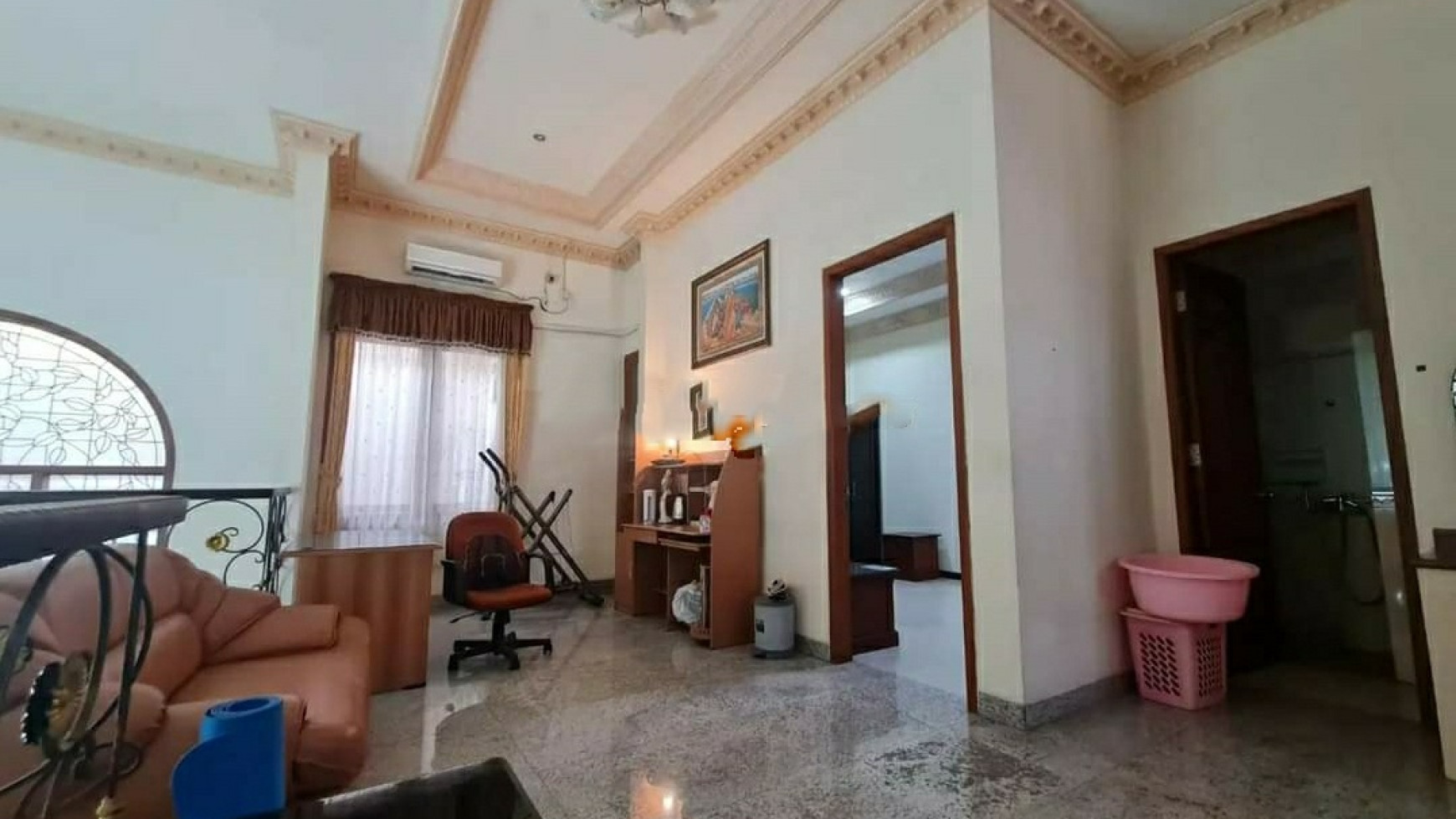 Dijual Rumah Pakuwon Indah Villa Valensia Surabaya Barat- TerMURAH - LUAS - Strategis Dekat Supermall , PTC , Pakuwon Mall