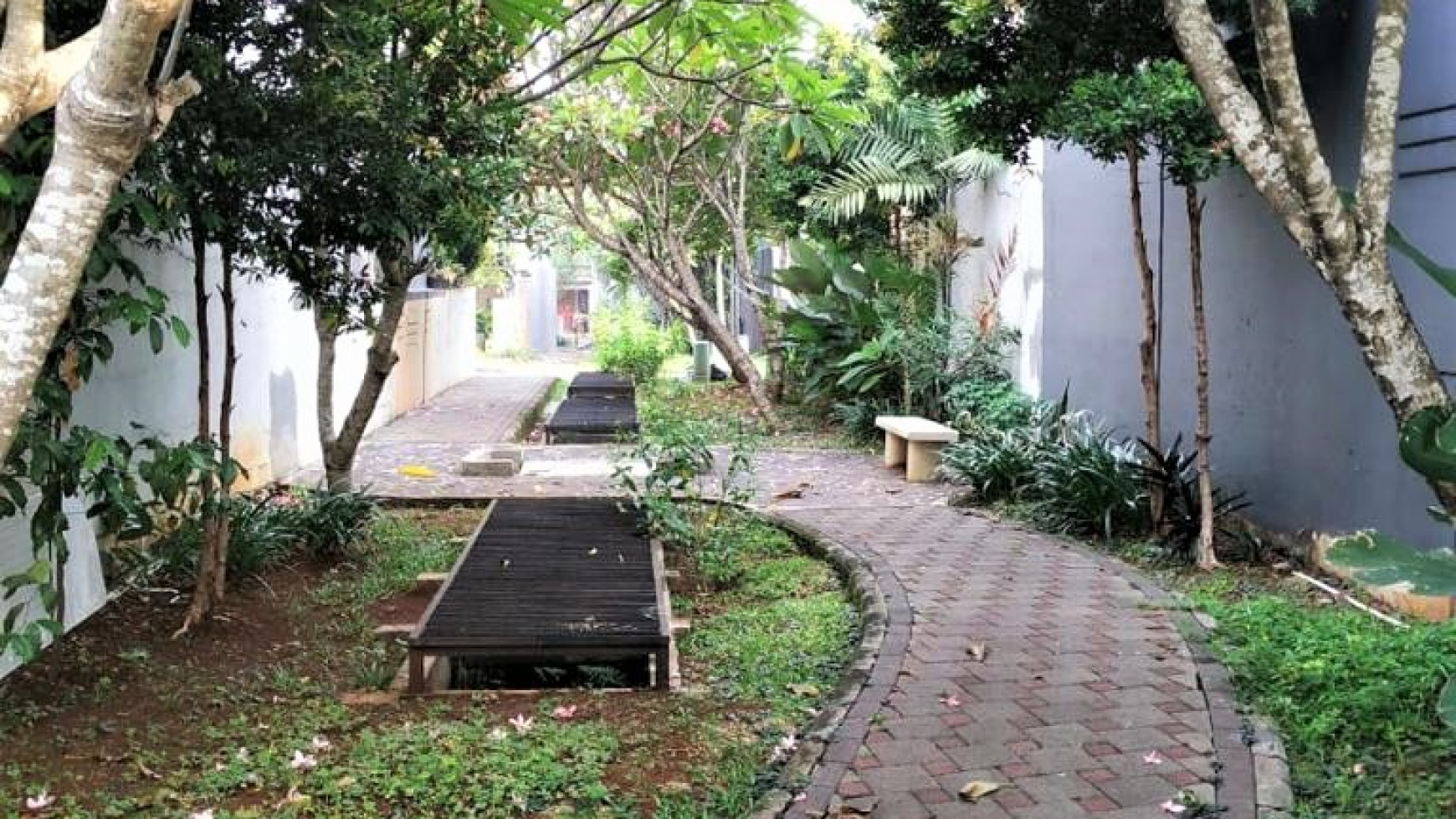 Rumah Siap Huni di Urbana Place Ciputat, Selangkah ke Bintaro