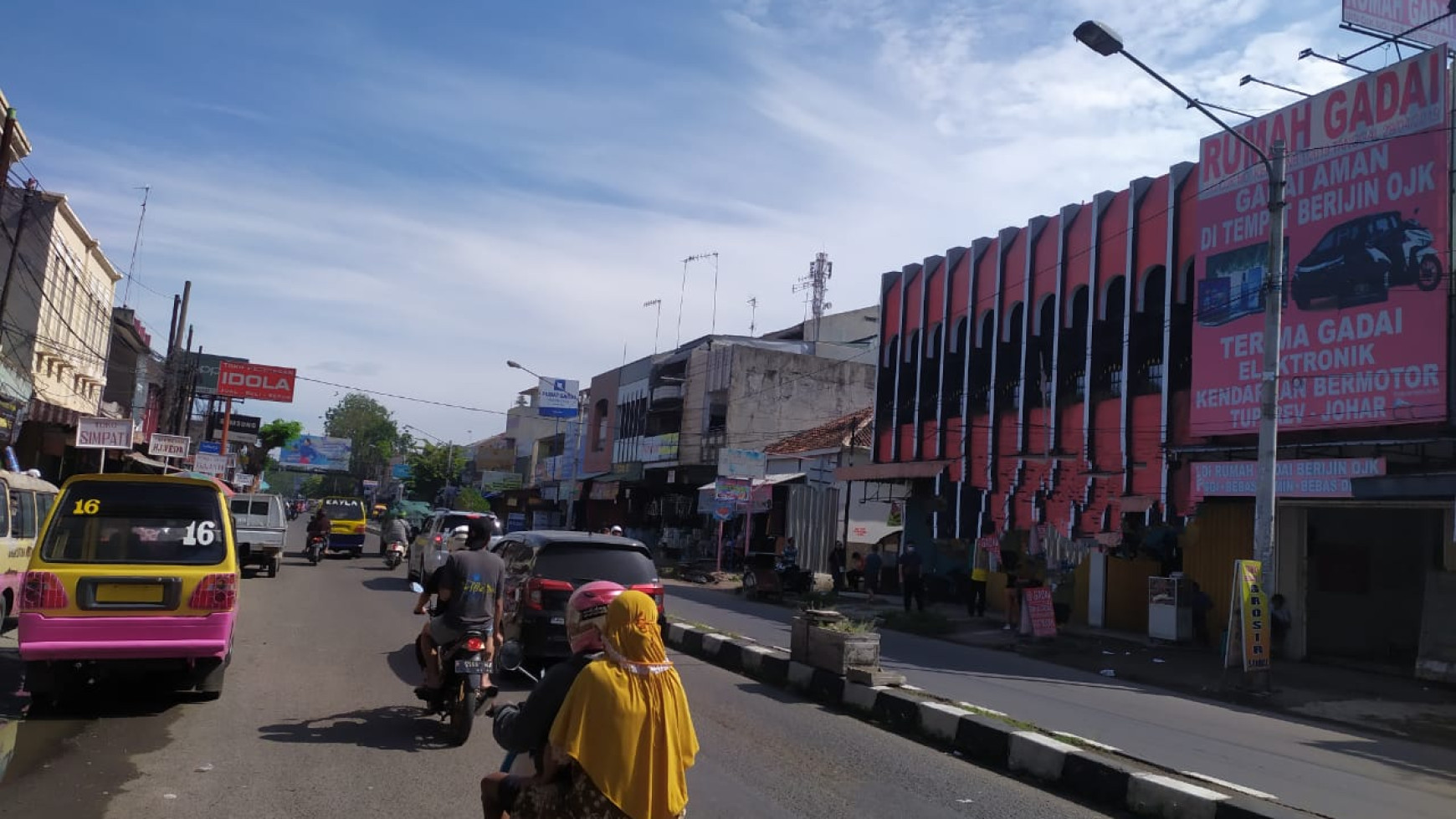 Ruang Usaha dikarawang, lokasi strategis