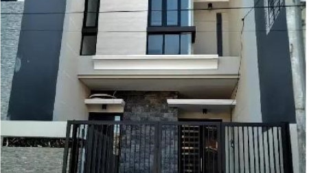 Dijual Rumah 2 lantai di Jl Kutisari Utara Surabaya