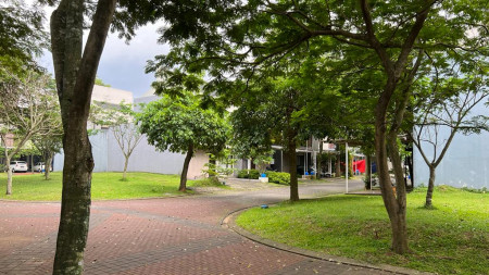 Kavling cantik depan taman Prestigia Eminent