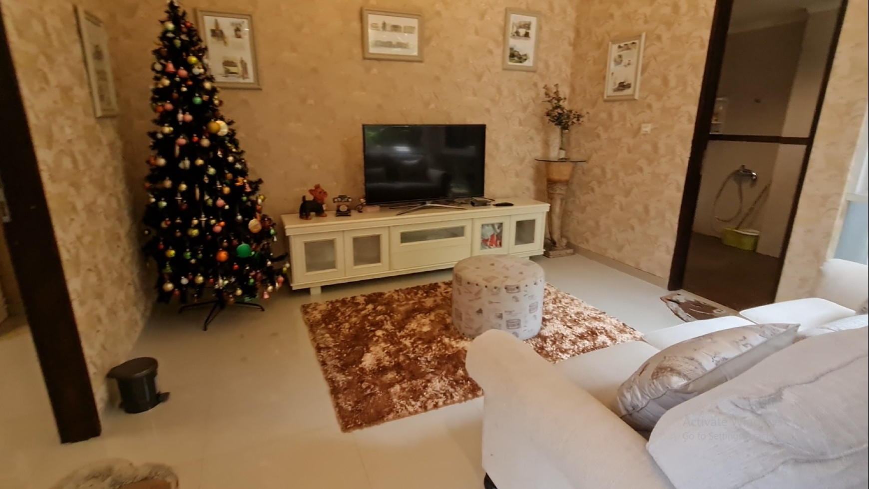 Rumah Asri Full Furnished Vintage + Elektronik, Bandung