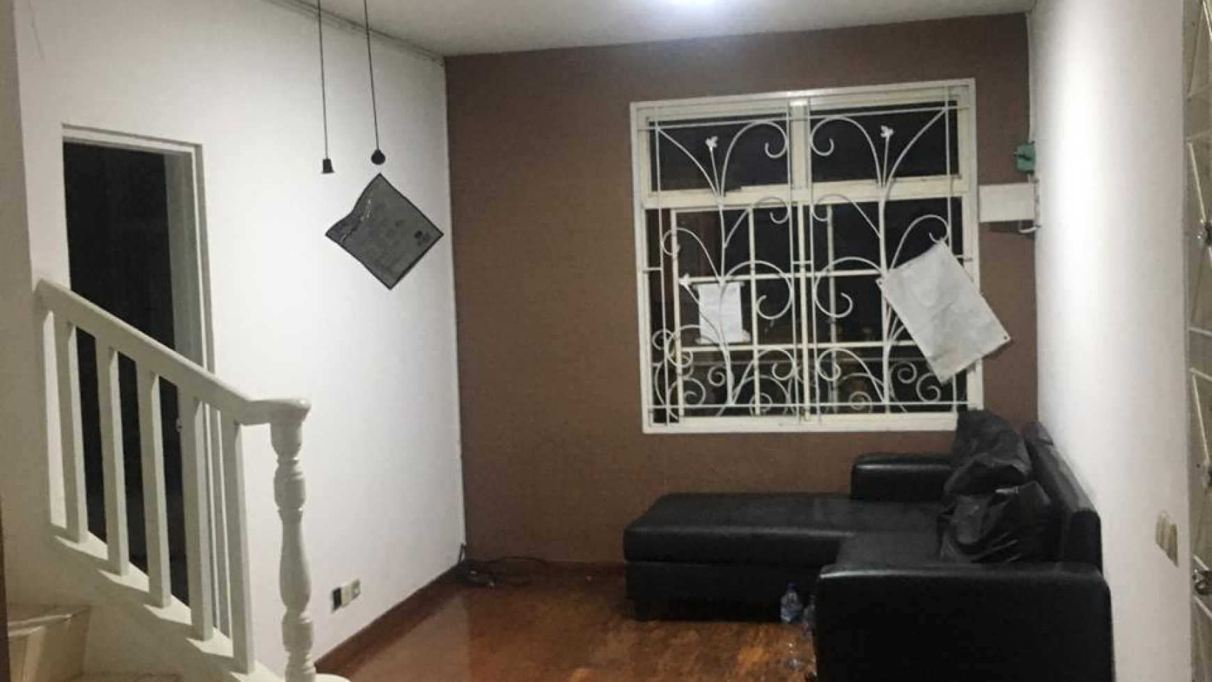 Dijual murah townhouse 2 lantai di taman paris lippo karawaci Tangerang