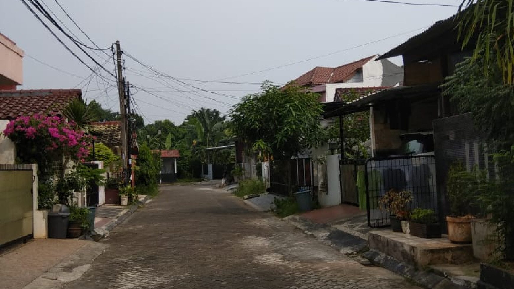 Dijual Rumah Hitung Tanah dan Dekat Bintaro Jaya @Villa Bintaro Regency