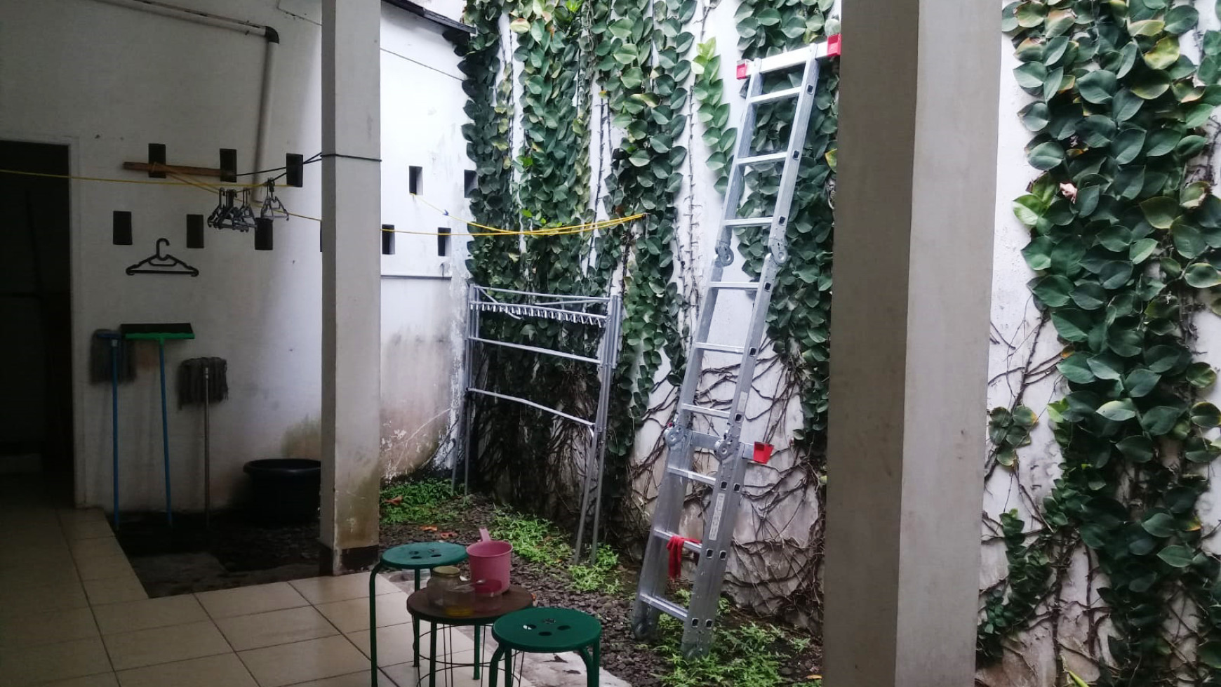 Rumah Bagus Di Cluster Fedora Graha Raya Bintaro Jaya