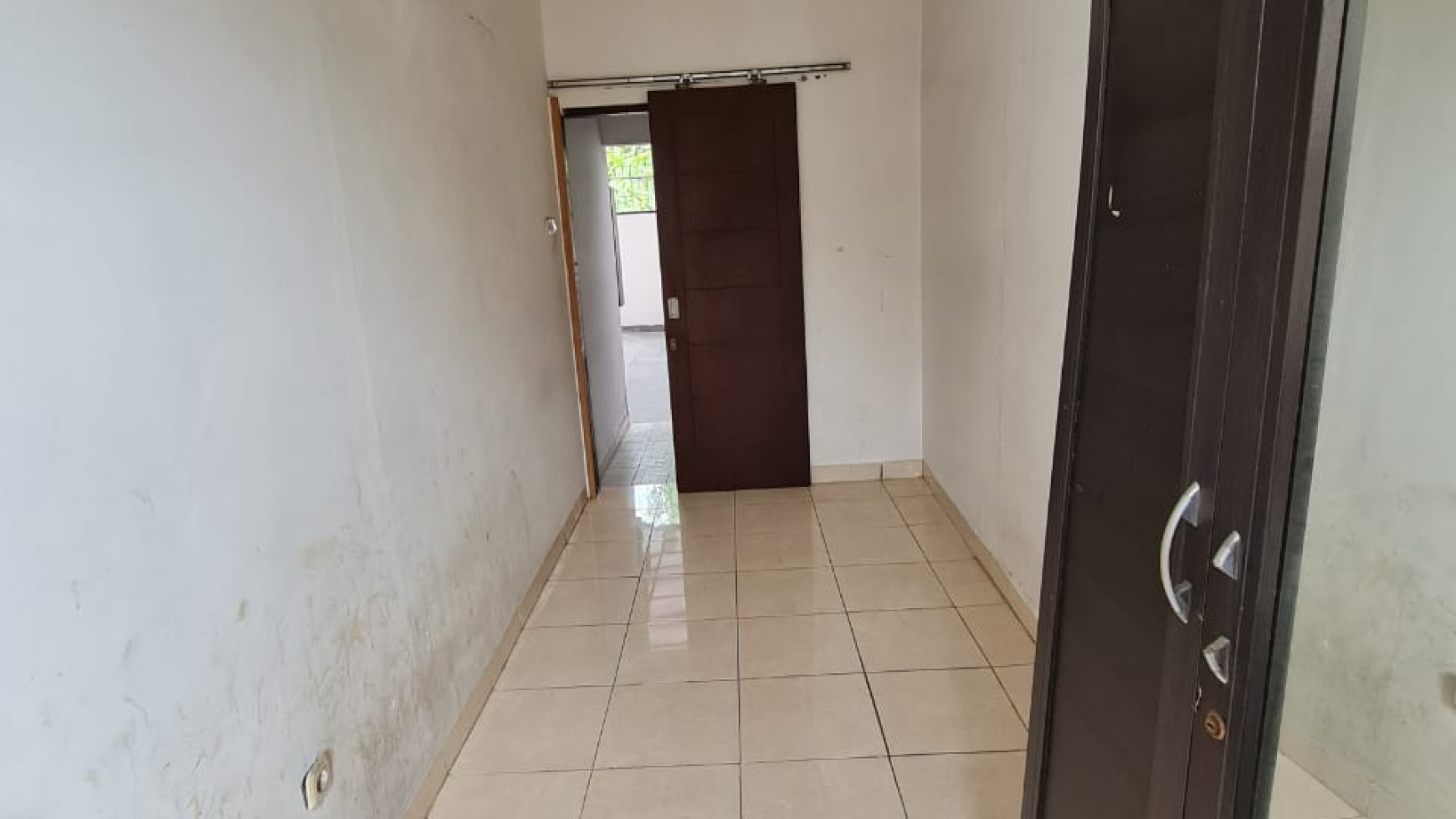 Rumah Siap Huni dekat Bintaro Jaya dan dalam Cluster @Palm Wood Residence, Pondok Aren