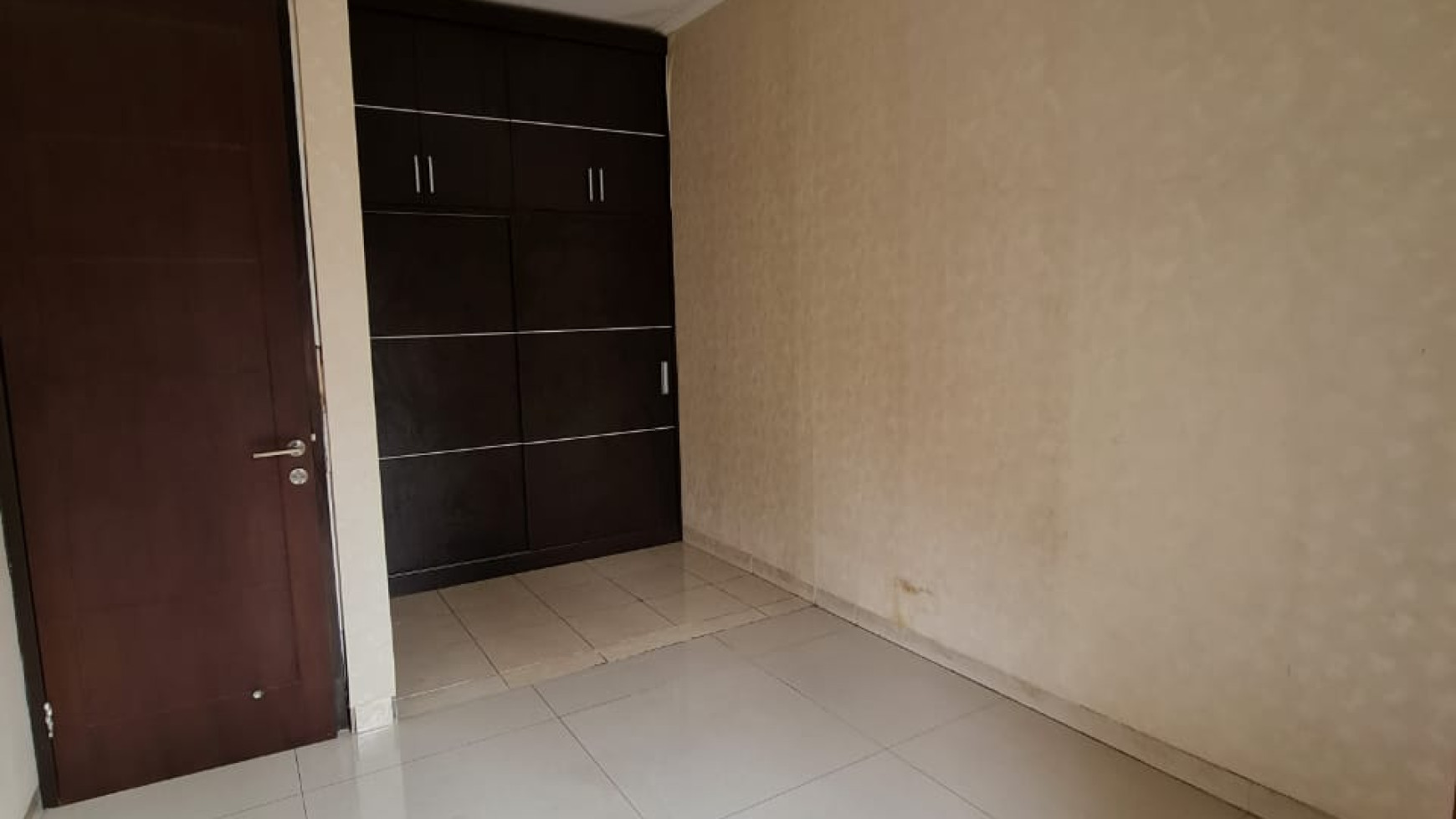 Rumah Siap Huni dekat Bintaro Jaya dan dalam Cluster @Palm Wood Residence, Pondok Aren