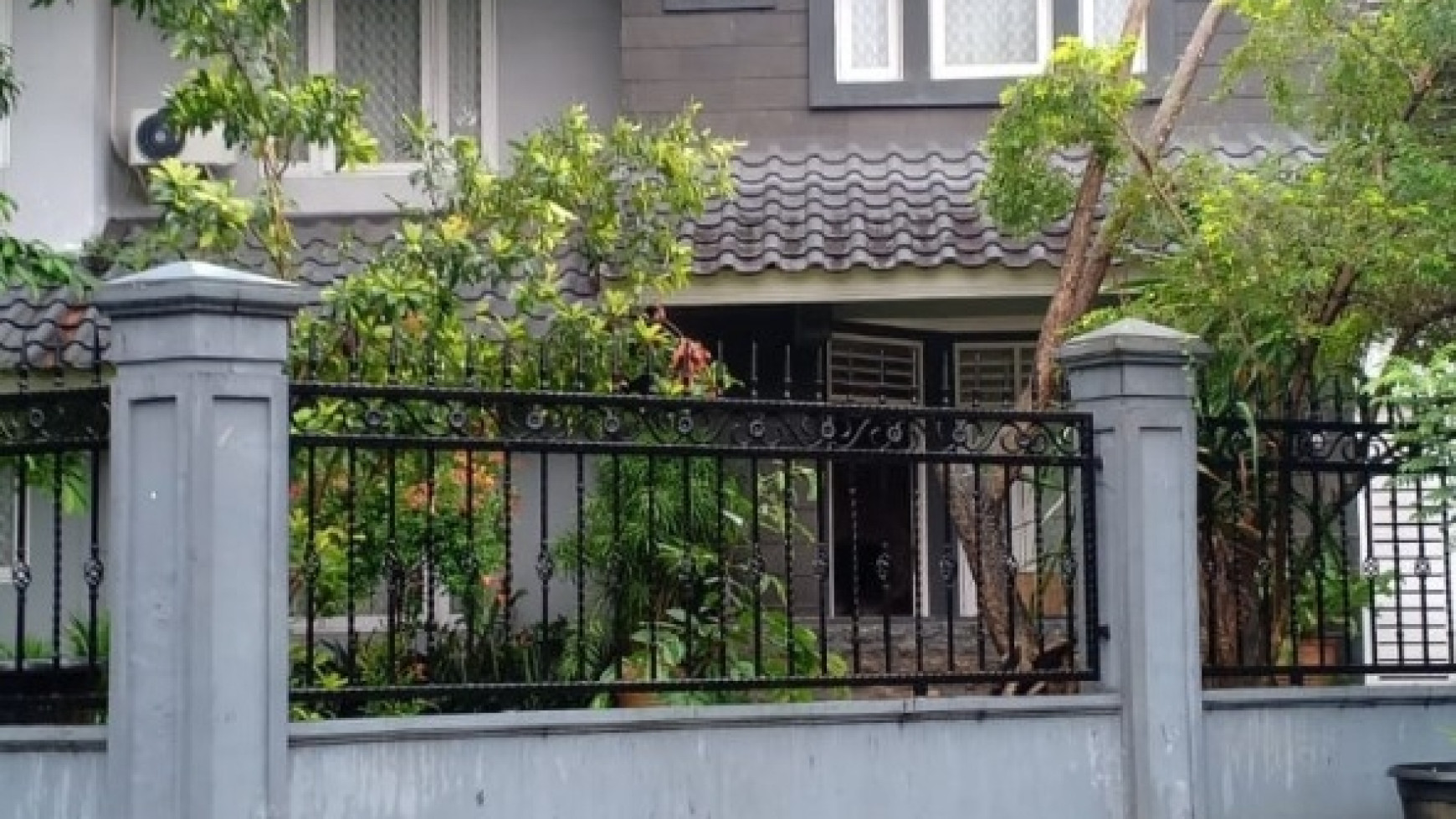 Hot Price. Rumah Di Giri Loka 2, BSD. Rumah Mewah 2 Lantai..