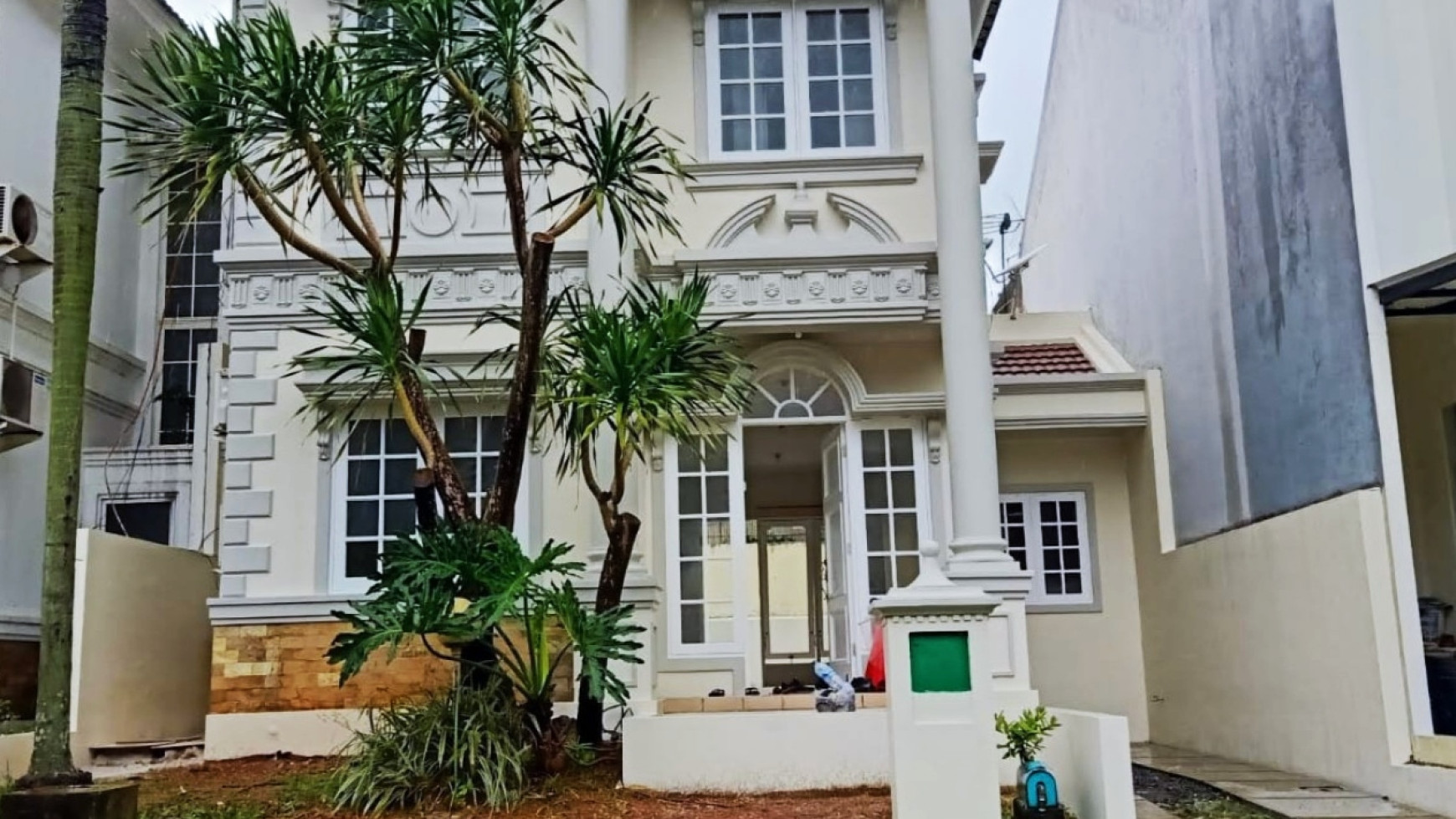 Hot! Rumah Mewah Taman Giri Loka, BSD City