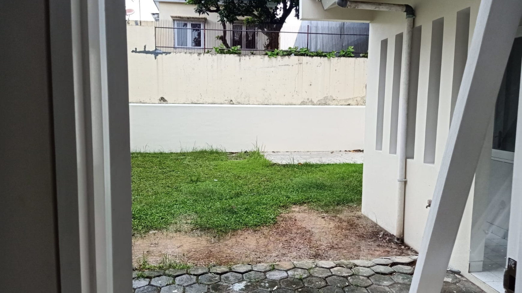Hot! Rumah Mewah Taman Giri Loka, BSD City
