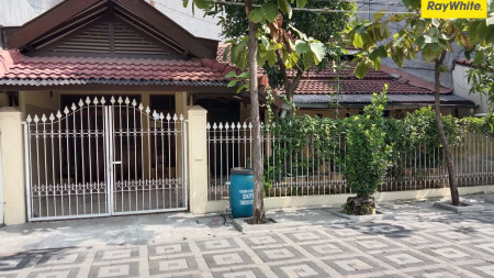 Dijual Rumah 1,5 lantai di Bendul Merisi Permai Surabaya