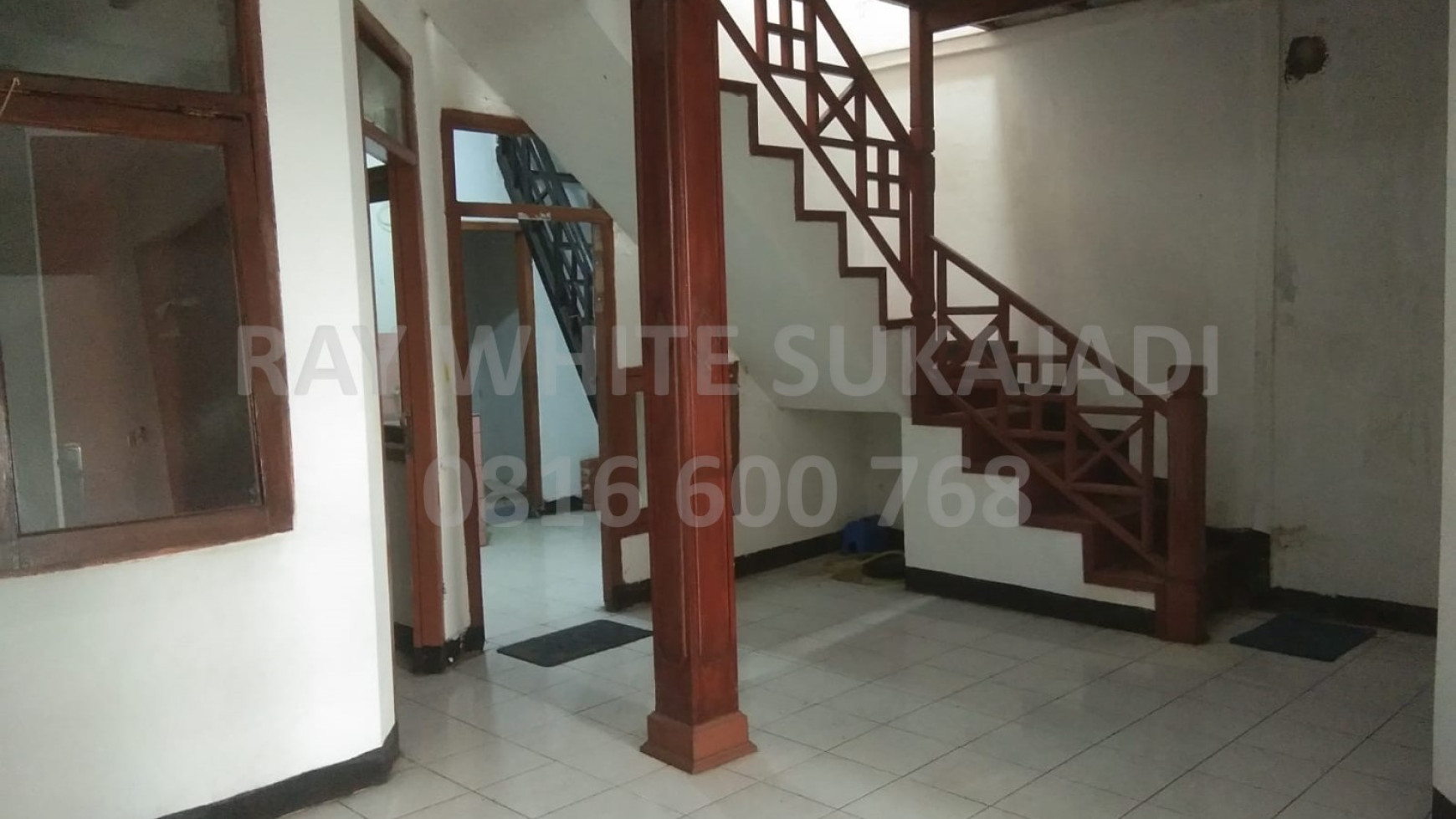 Dijual Rumah Tinggal 2 Lantai di Sarijadi