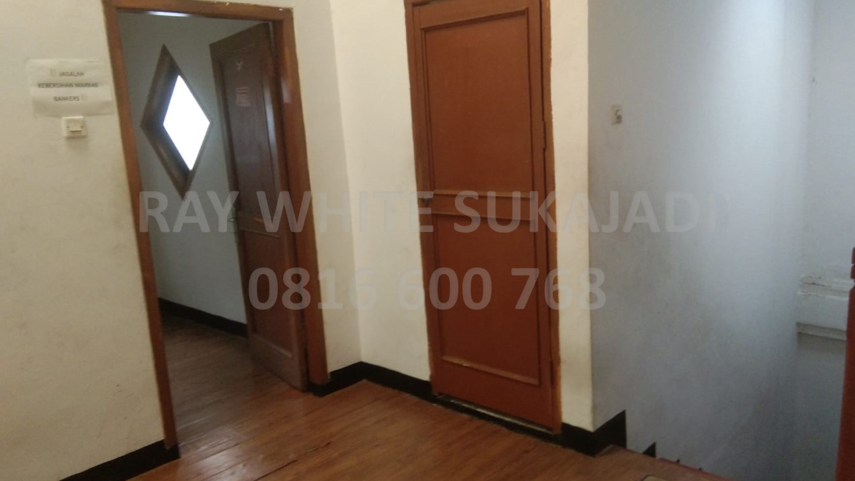 Dijual Rumah Tinggal 2 Lantai di Sarijadi