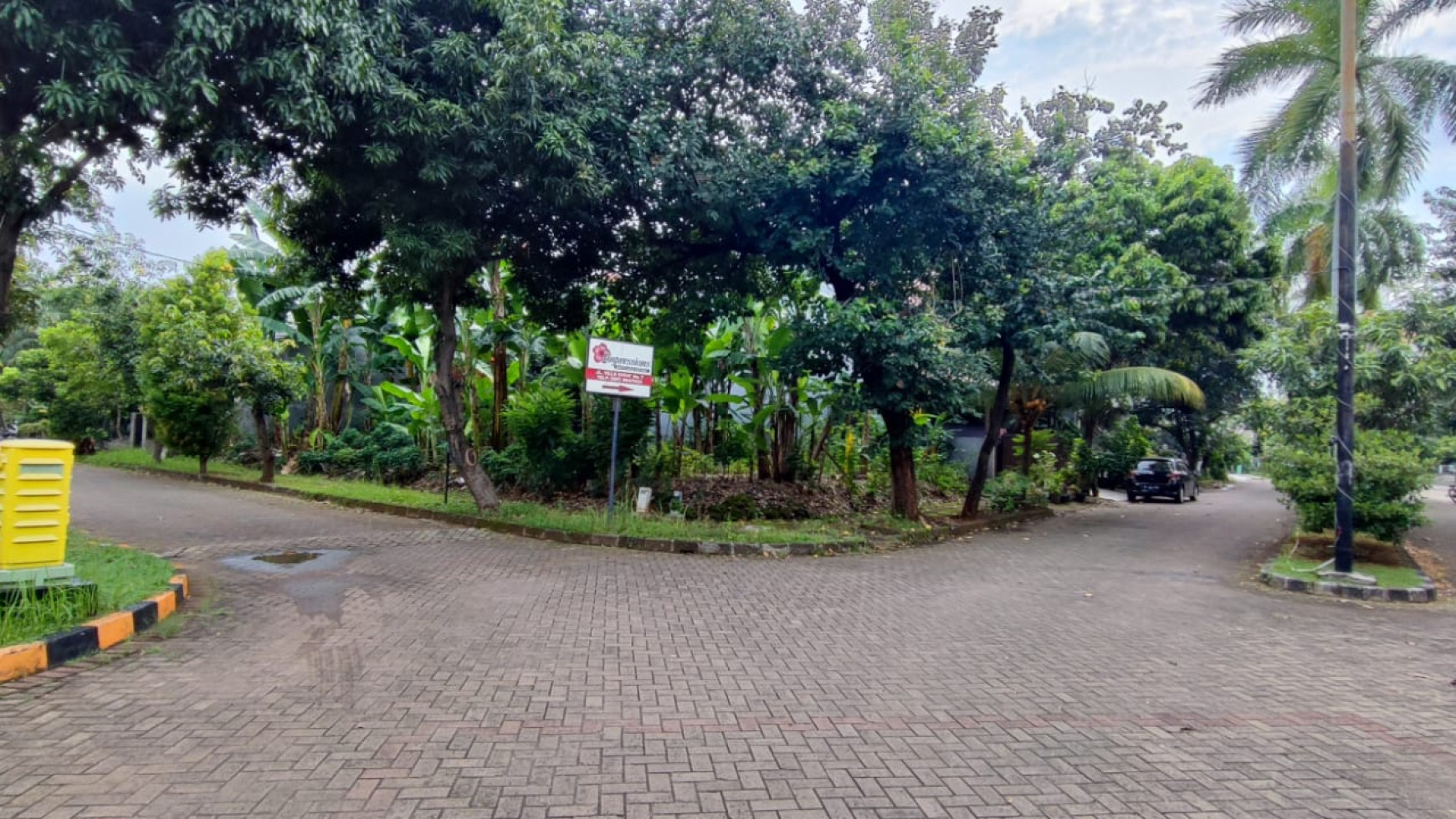 Dijual Kavling Luas tanah 345M2 lokasi strategis di kawasan Taman Villa Baru, Bekasi