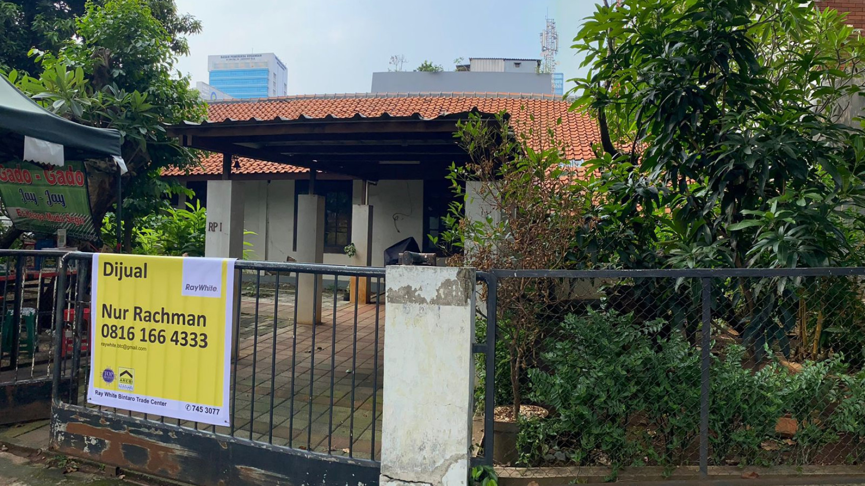 Rumah Pinggir Jalan Raya, Hitung Tanah, & Cocok untuk Usaha @Bendungan Hilir