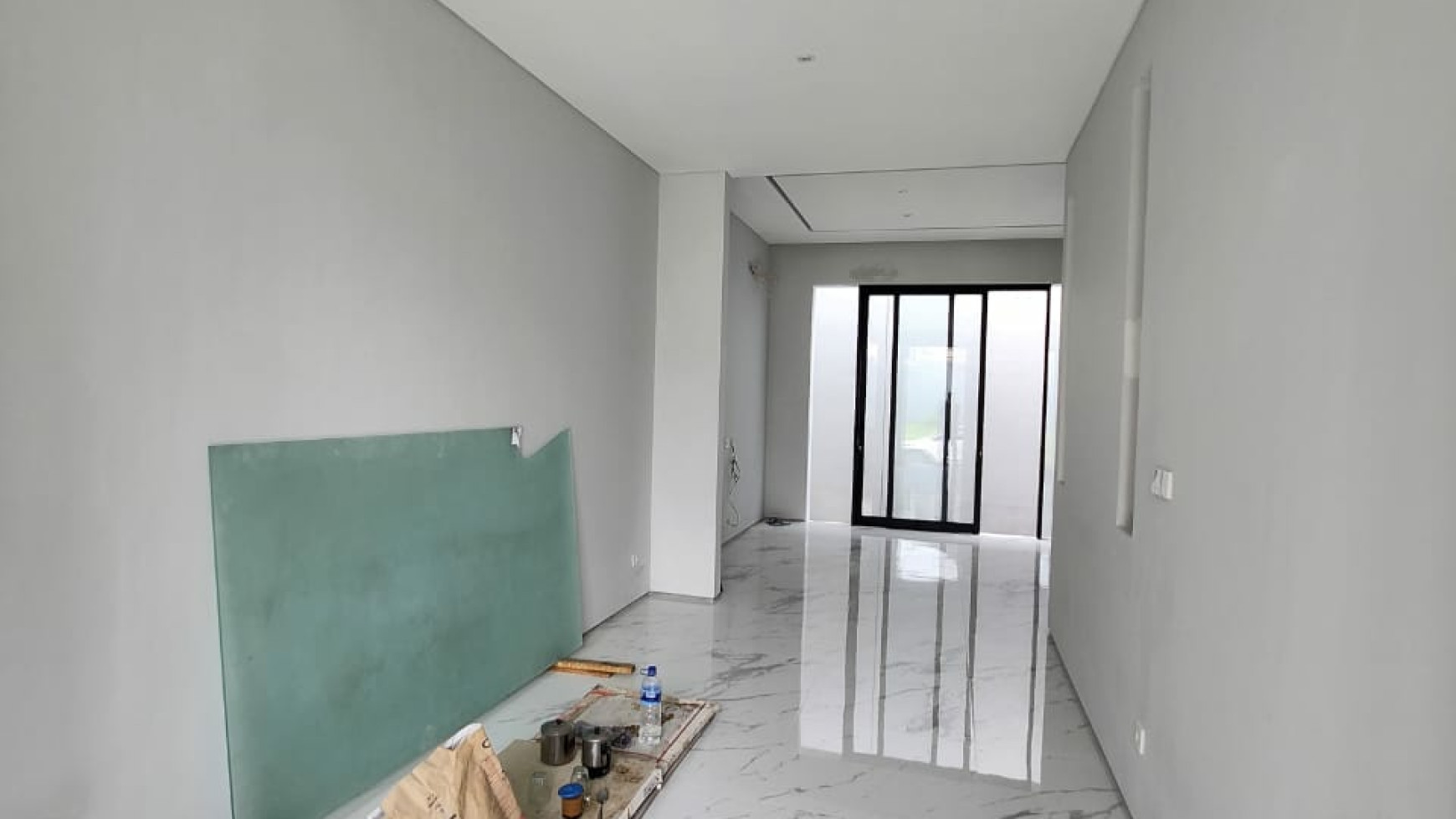 Dijual Rumah Baru Taman Puspa Raya Citraland Surabaya- New Baru 4+1K.Tidur - Siap Huni