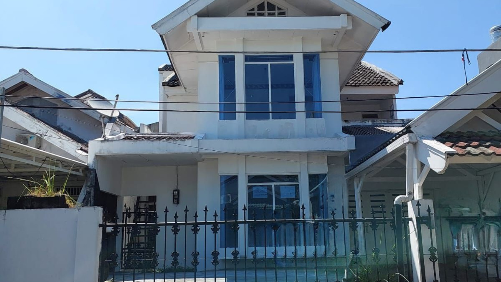 Rumah bagus siap huni di bintaro sektor 5