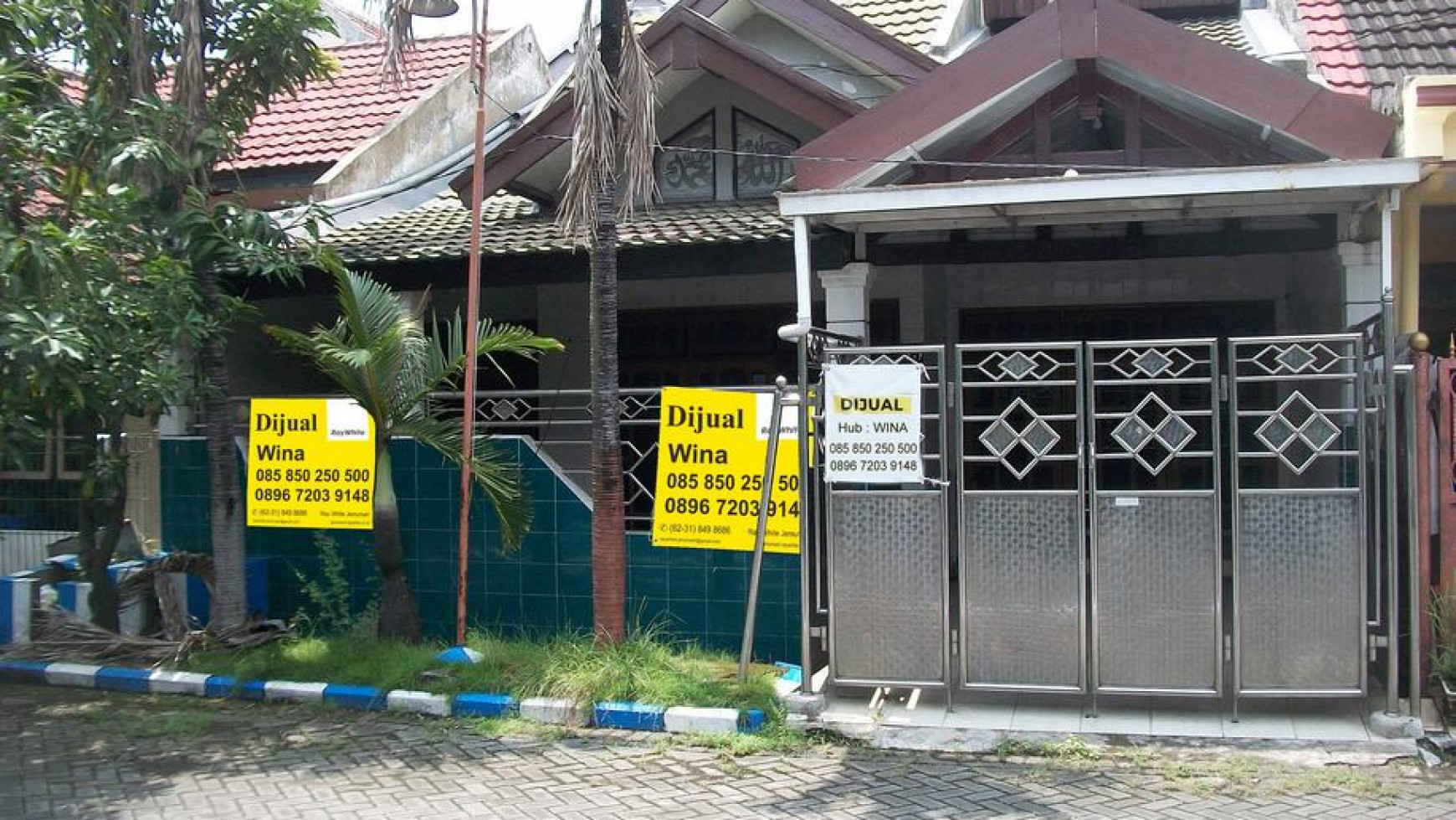 Rumah di Jl. Garuda Rewwin, Waru Sidoarjo, Terawat