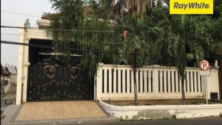 Dijual Rumah di Jl Imam Bonjol Surabaya