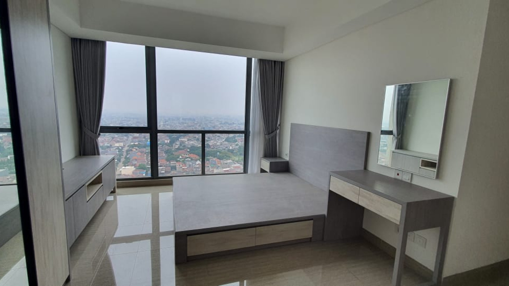 Disewakan Apartemen Hill Crest 3 BR, Lippo Karawaci