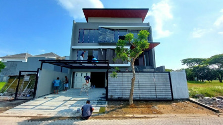 Dijual Rumah New Modern 3 Lantai *Bukit Golf Internasional Citraland* Hunian Golf area Citraland Surabaya Barat