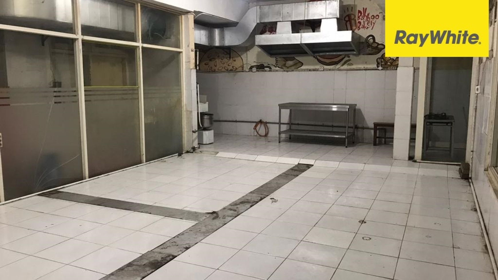 Dijual Rumah 1,5 lantai di Rungkut Asri Utara Surabaya