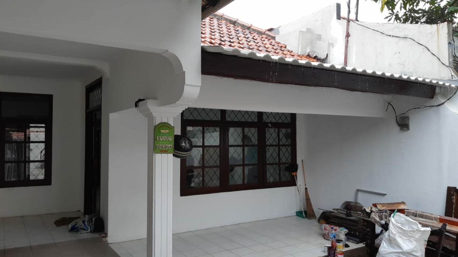 Dijual Rumah Jl. Baratajaya - Gubeng - Surabaya STRATEGIS Row Jalan LUAS dekat Raya Nginden