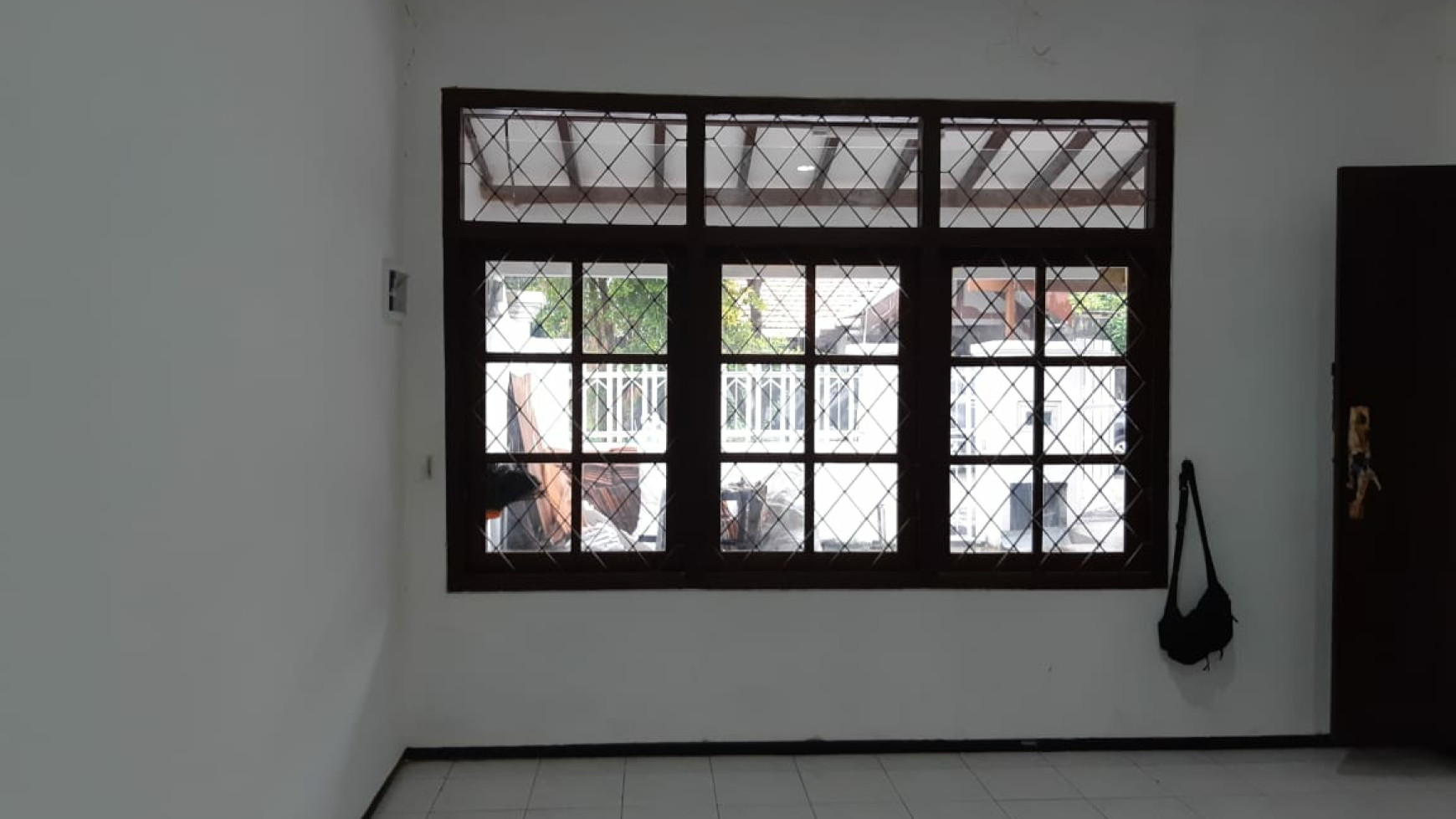 Dijual Rumah Jl. Baratajaya - Gubeng - Surabaya STRATEGIS Row Jalan LUAS dekat Raya Nginden