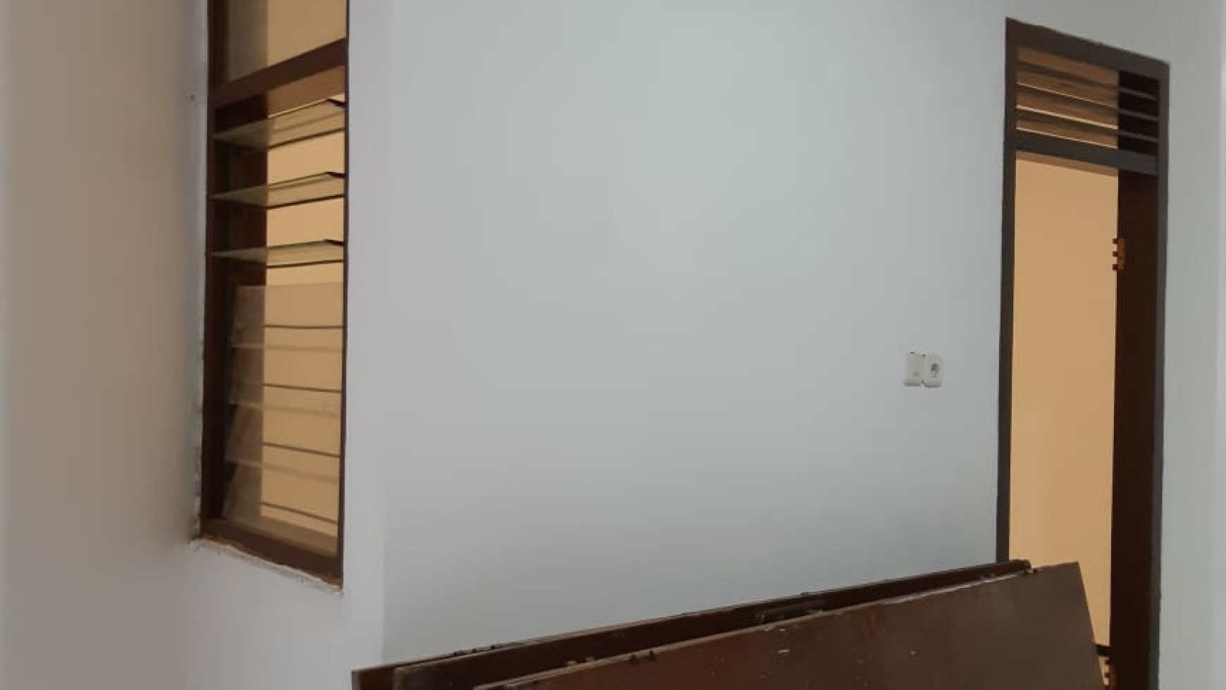 Dijual Rumah Jl. Baratajaya - Gubeng - Surabaya STRATEGIS Row Jalan LUAS dekat Raya Nginden