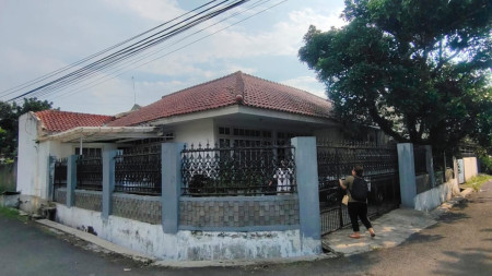 Rumah Minimalis Semi Furnished di Sayap Holis, Bandung Kota