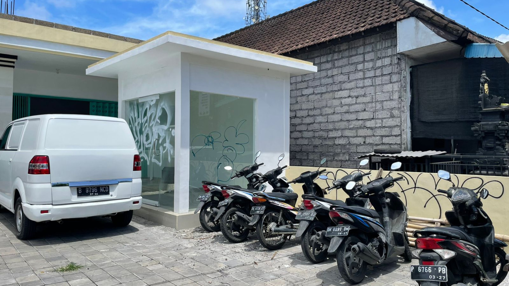 Commercial space in the center Canggu