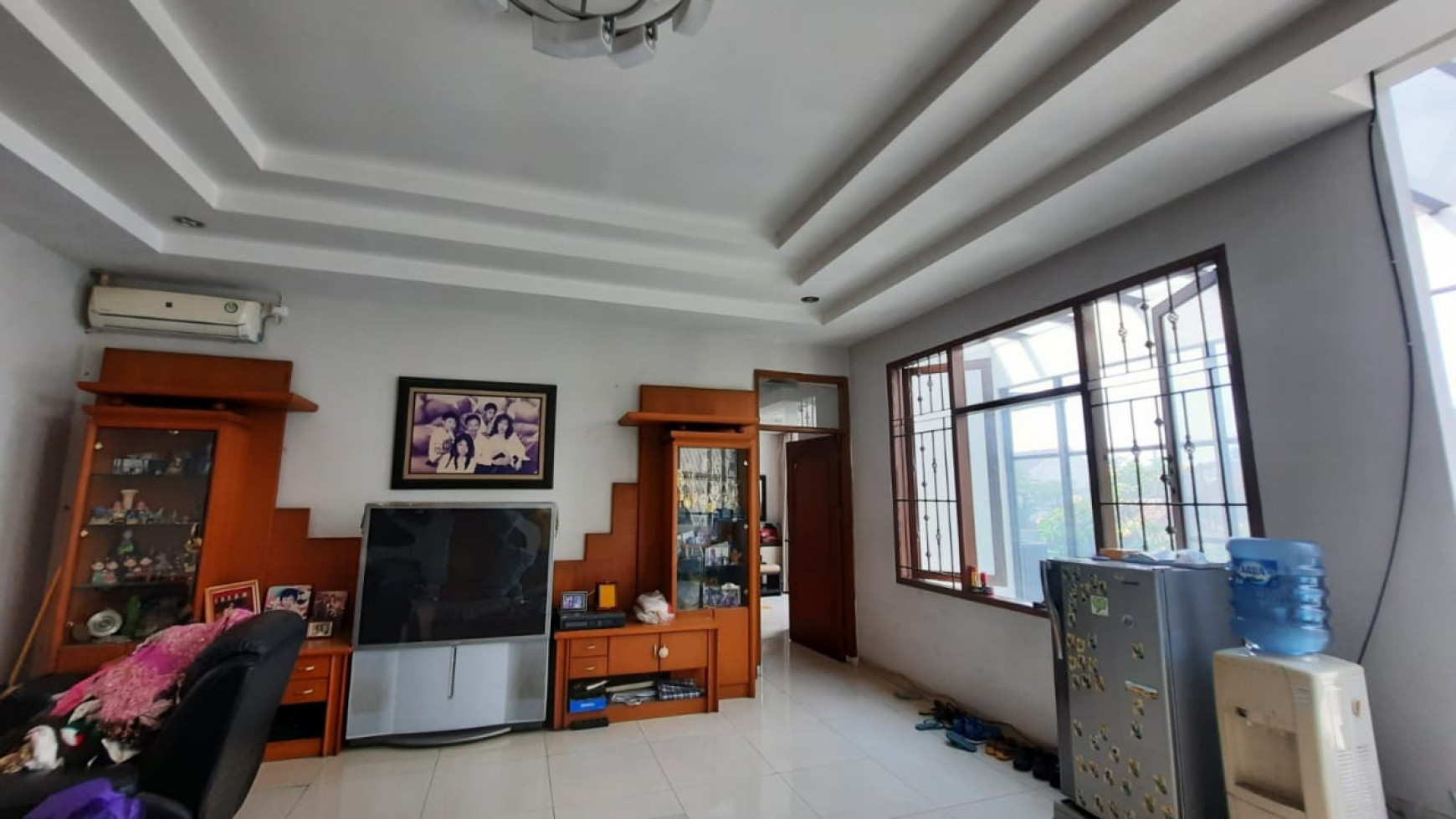 Rumah Lux Asri di Jalan Titian Kencana, Bandung Kota