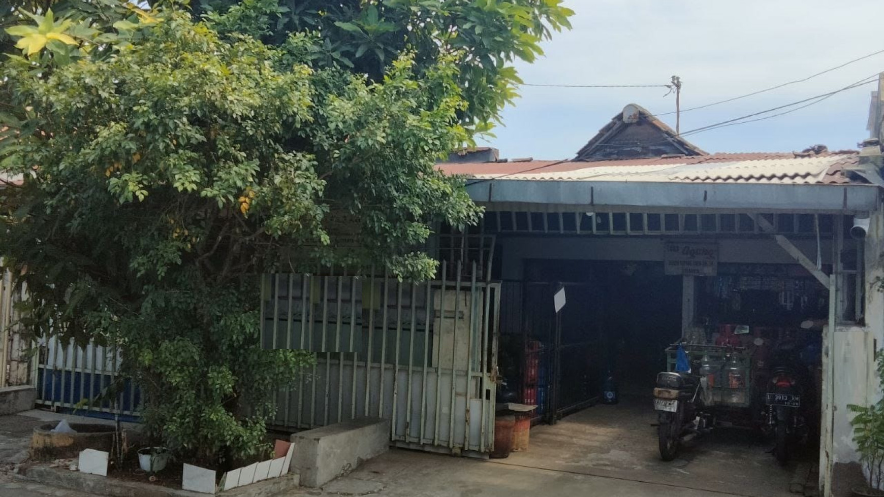 Dijual Rumah di Dukuh Kupang Timur Surabaya