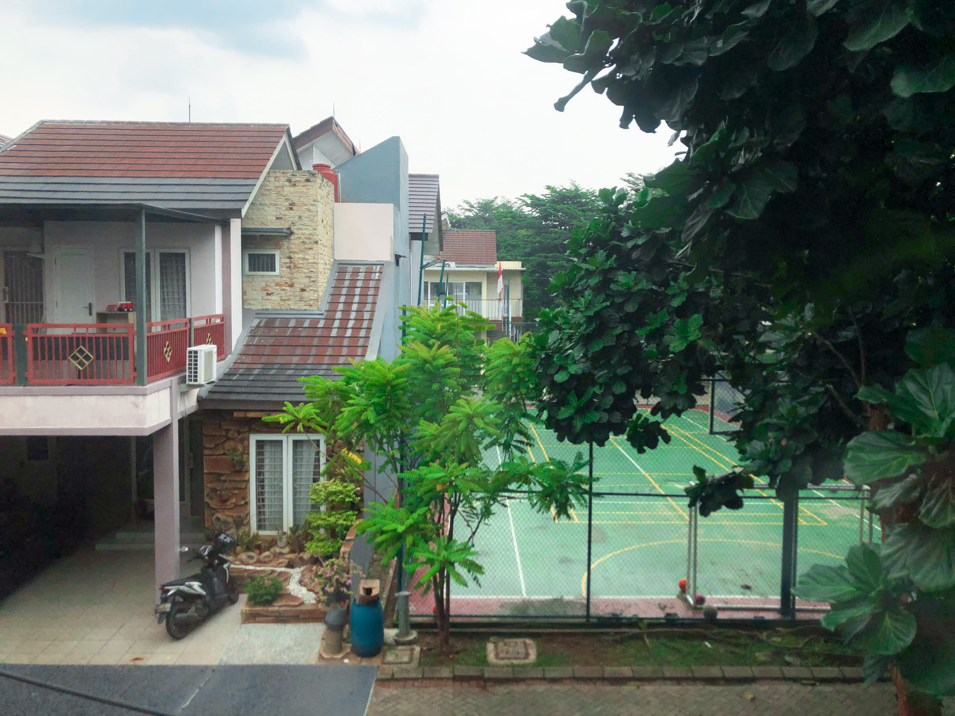 Rumah di Bintaro Hills LT 93 m2 Harga 1,550 M Nego Sampai DEAL!!