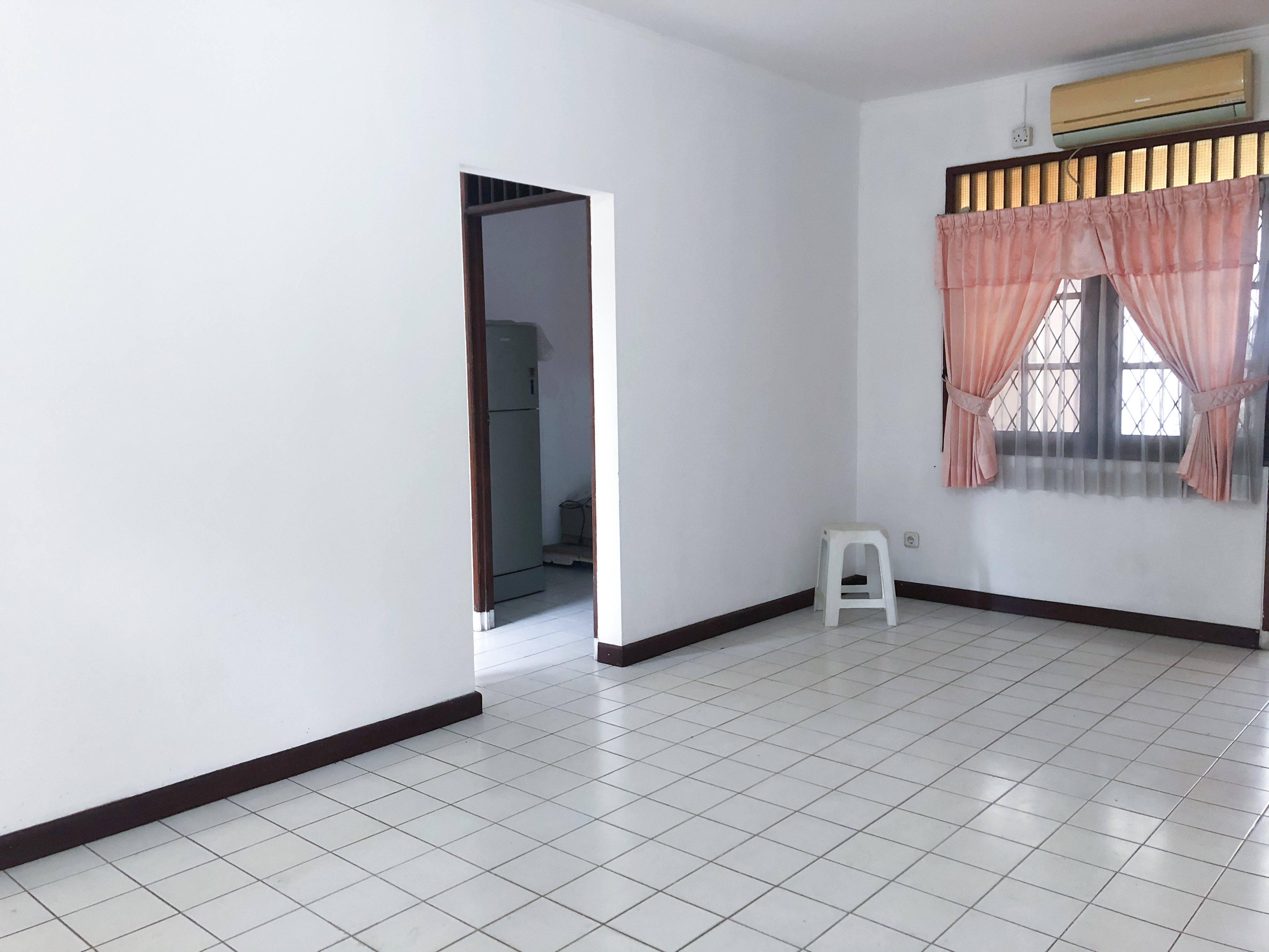 Rumah Puyuh di Kawasan Bintaro Jaya Sektor 5