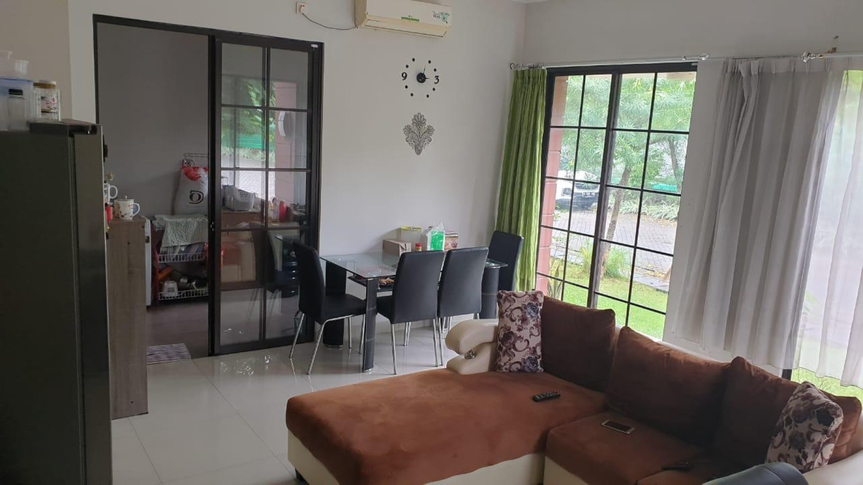 Termurah Di Green Lake City East Asia. Rumah Bagus 2 Lantai.